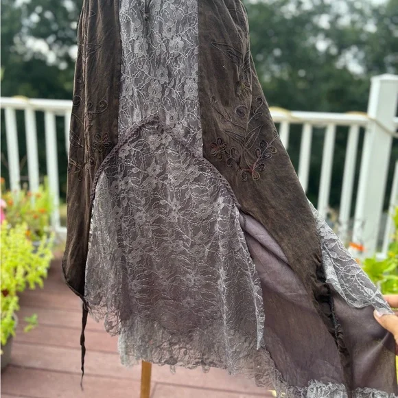 Brown and Gray Lace Overlay Dress - Picture 4 of 9